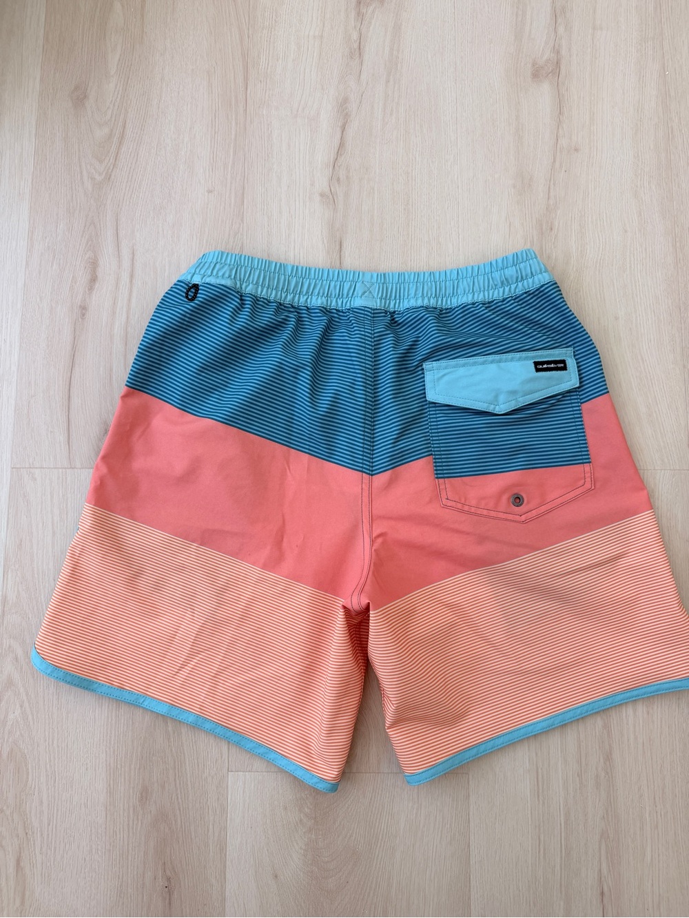 Quiksilver Tijuana Coral & Teal Colorblock Boardshorts 19” S